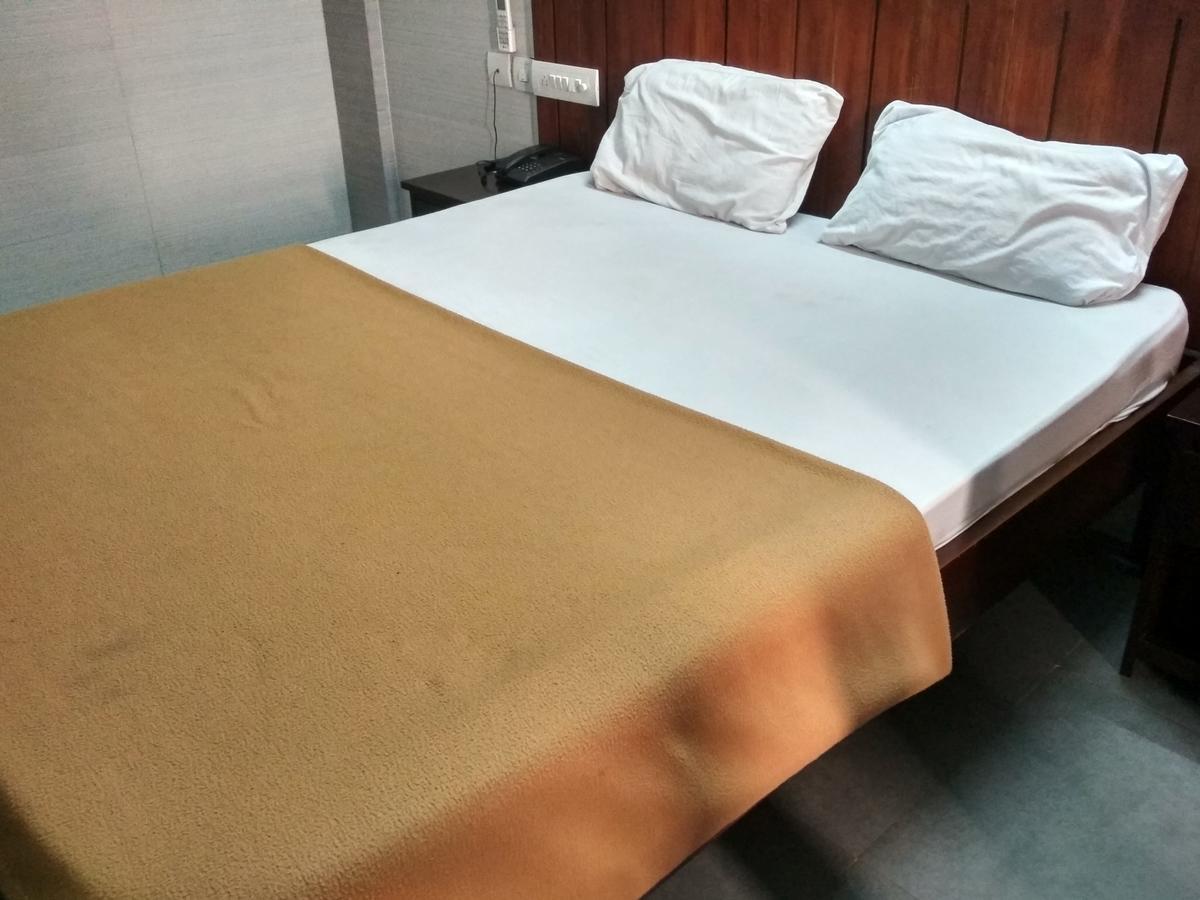 International Tourist Home Kozhikode Ngoại thất bức ảnh