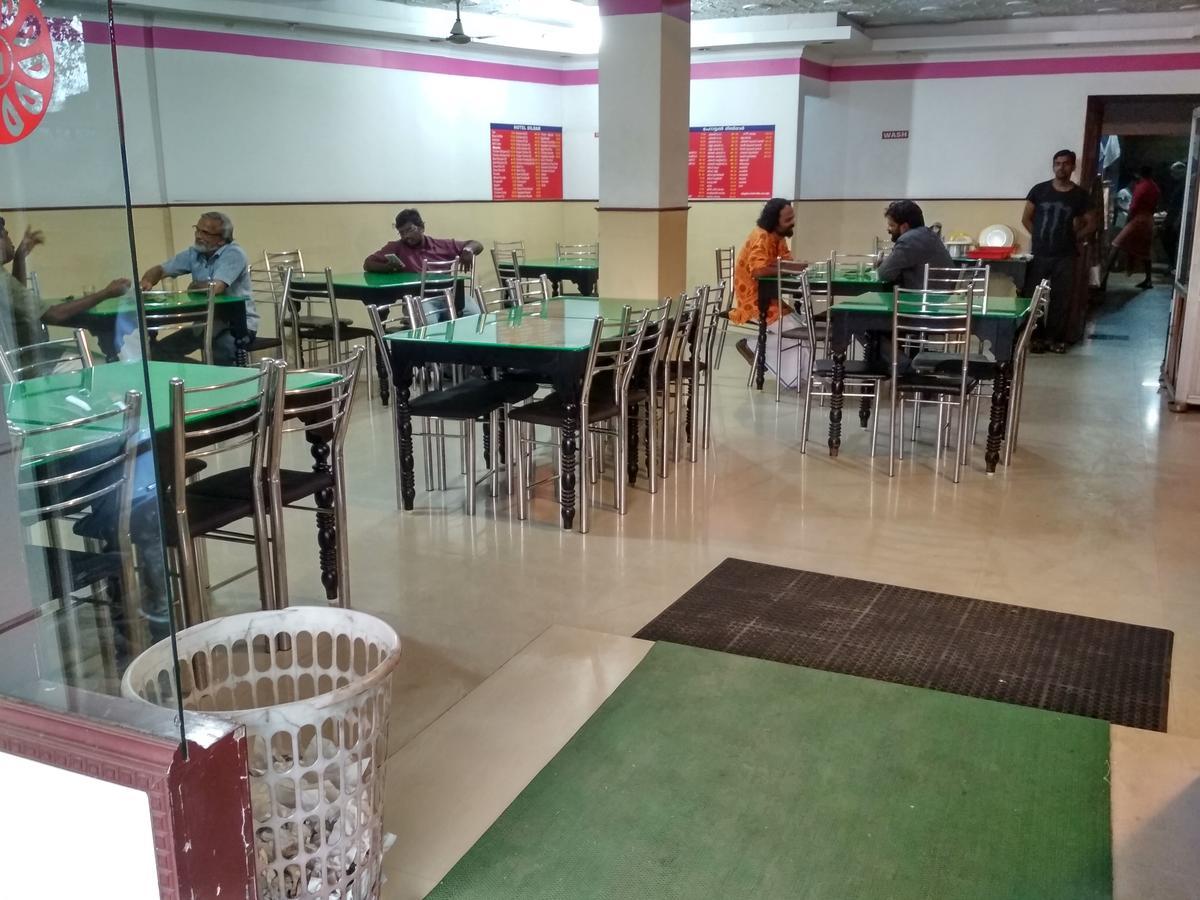 International Tourist Home Kozhikode Ngoại thất bức ảnh